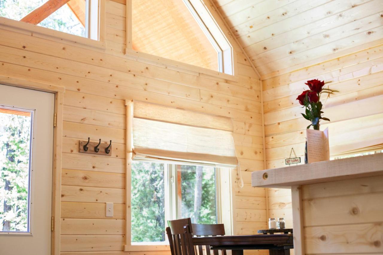 The Ridge At Glacier - Luxury Cabins Coram 外观 照片